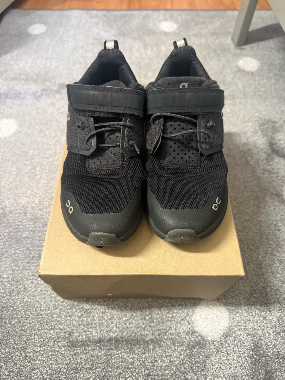 On Running Kids Black Hook-and-Loop Athletic Sneakers